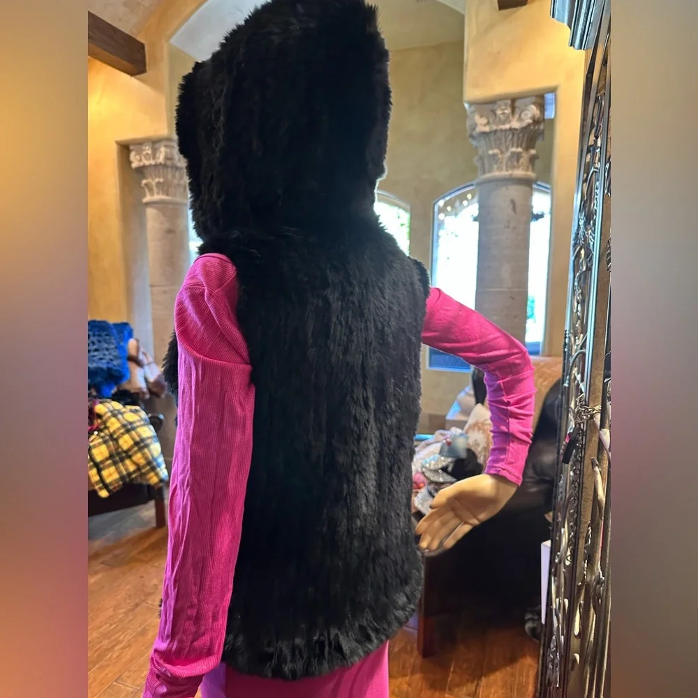 Marolli Hooded Rabbit Vest - Picture 6 of 7